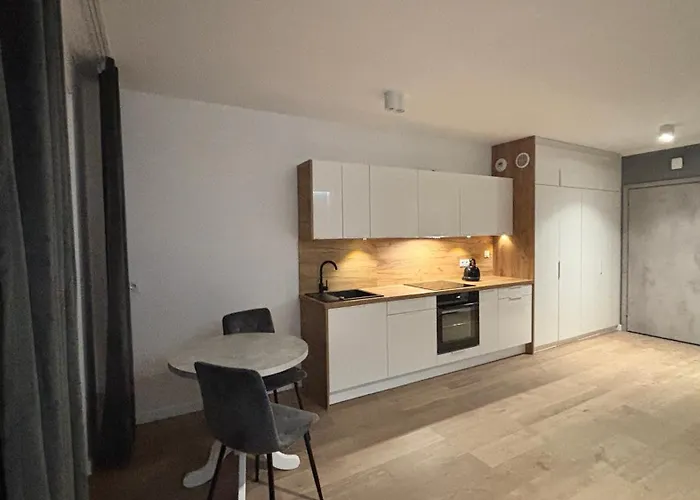 Pogodny Διαμέρισμα *